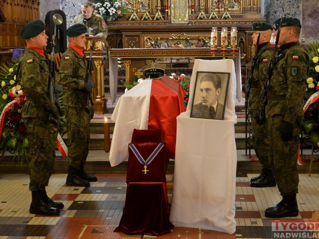 Pożegnanie Bohatera. Uroczystości pogrzebowe kpt. Tadeusza Gajdy ps. 