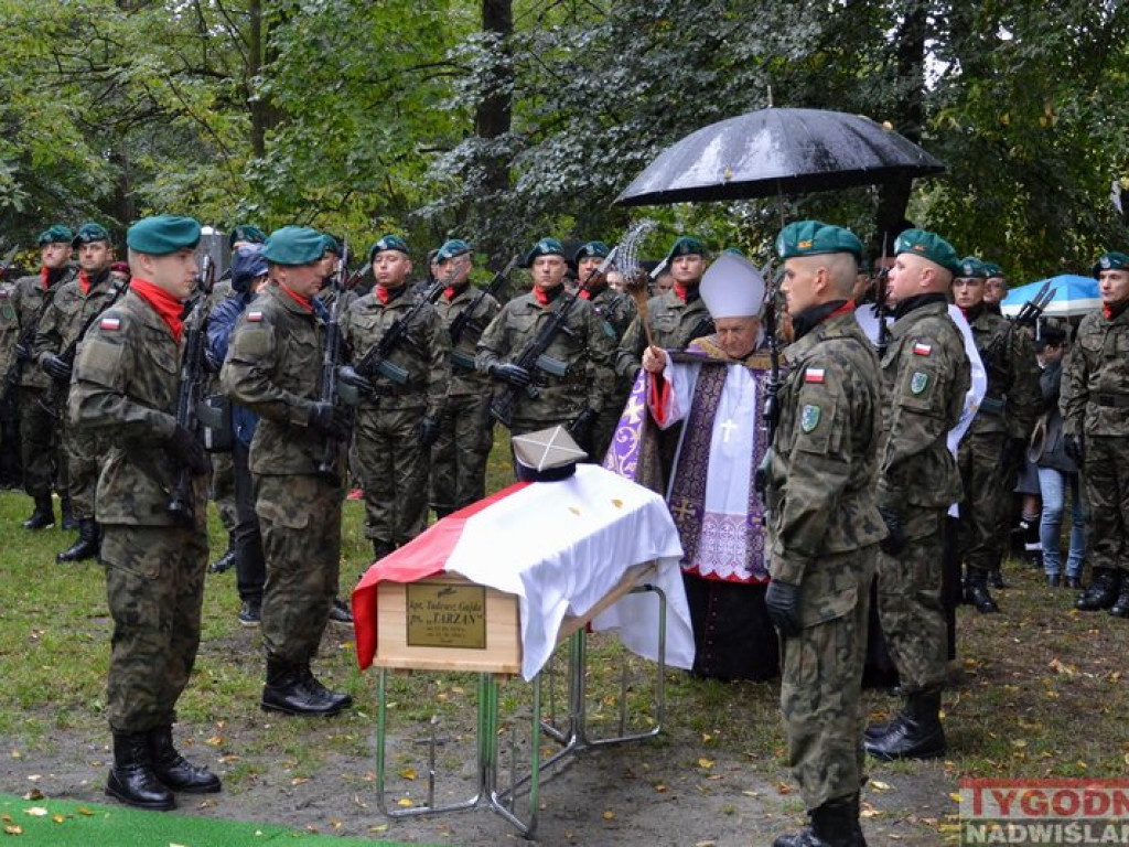 Pożegnanie Bohatera. Uroczystości pogrzebowe kpt. Tadeusza Gajdy ps. 