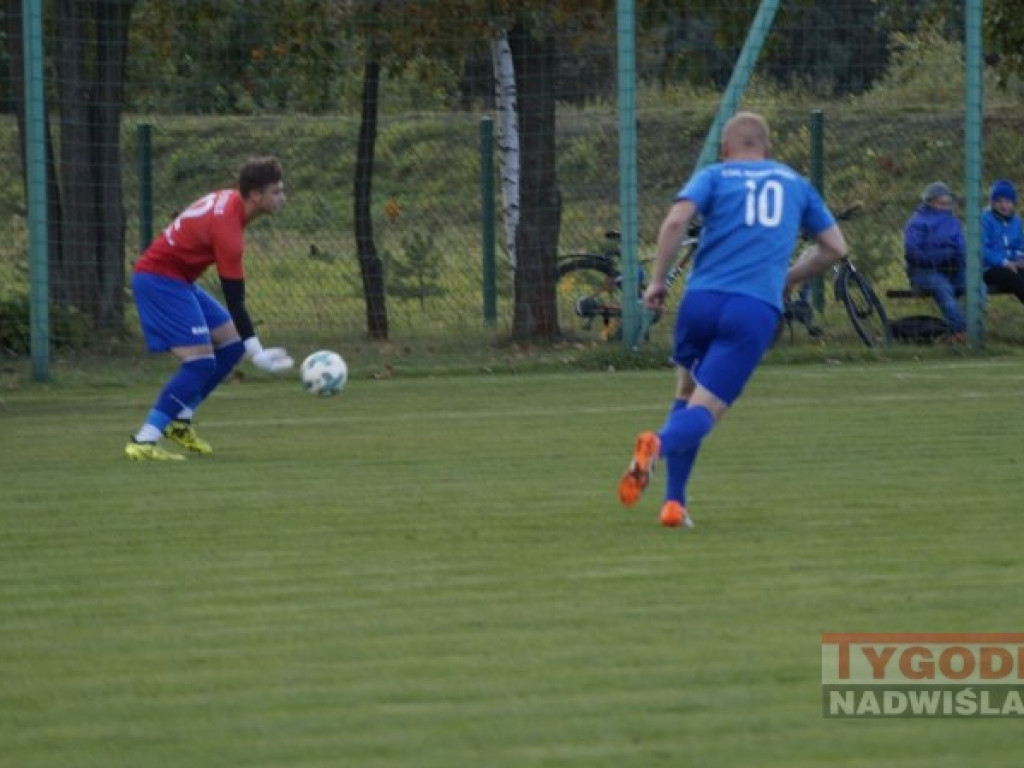 Regiofutbol - przegląd weekendu [klasa okręgowa,  Stalowa Wola] [zdjęcia]