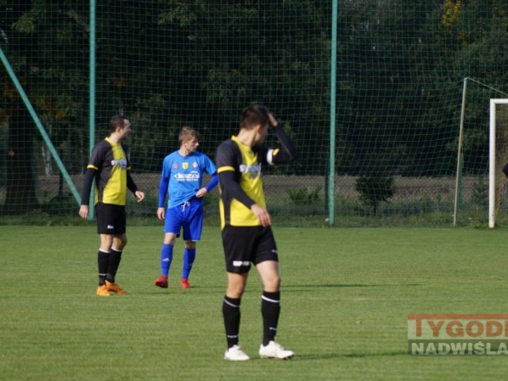 Regiofutbol - przegląd weekendu [klasa okręgowa,  Stalowa Wola] [zdjęcia]