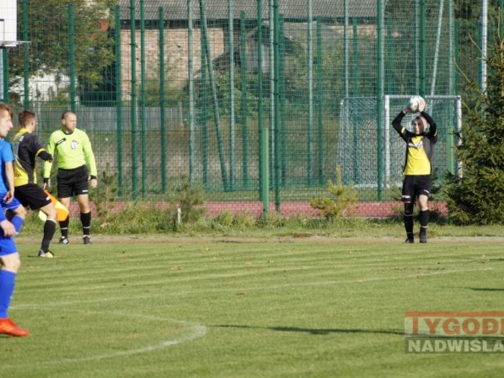 Regiofutbol - przegląd weekendu [klasa okręgowa,  Stalowa Wola] [zdjęcia]