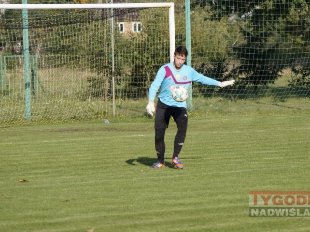 Regiofutbol - przegląd weekendu [klasa okręgowa,  Stalowa Wola] [zdjęcia]