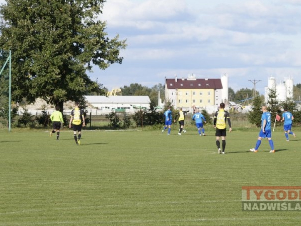 Regiofutbol - przegląd weekendu [klasa okręgowa,  Stalowa Wola] [zdjęcia]