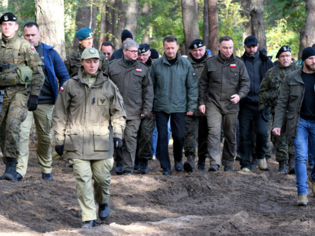 Prezydent RP Andrzej Duda na poligonie w Nowej Dębie [zdjęcia]