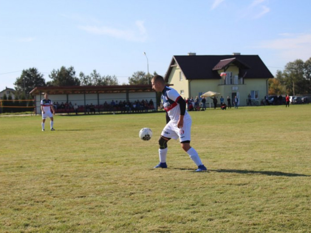 Liderzy (Zakrzów, Ocice, Knapy) bez strat. Regiofutbol - przegląd weekendu [Klasa B, gr. I Stalowa Wola] [zdjęcia]