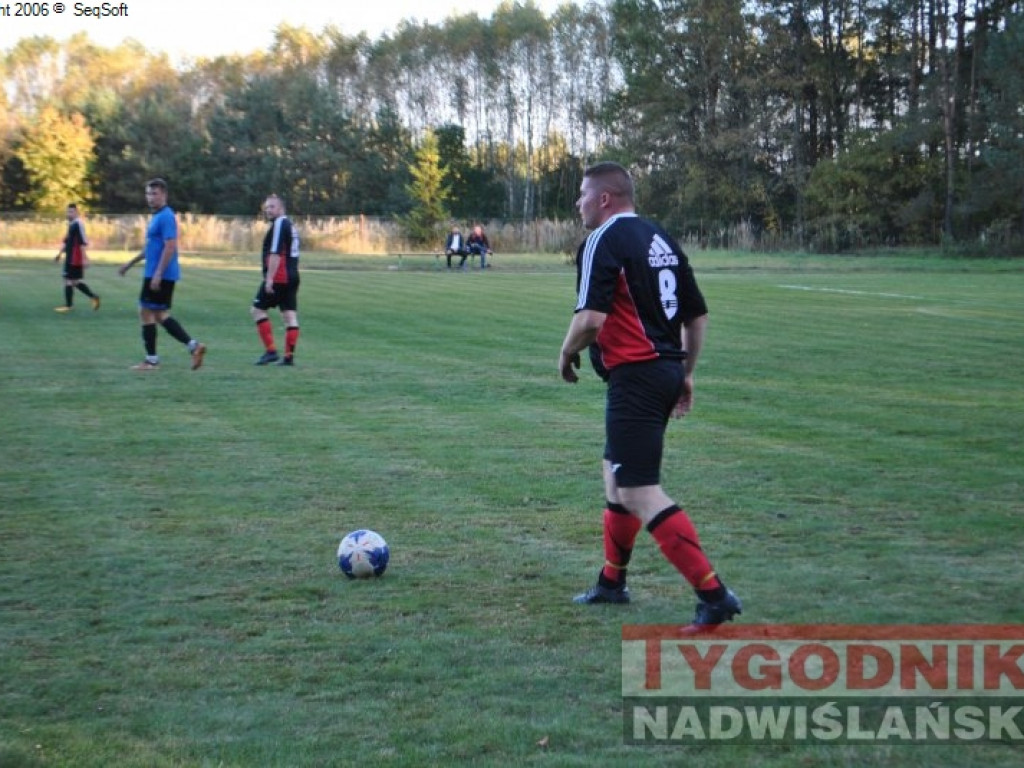 Liderzy (Zakrzów, Ocice, Knapy) bez strat. Regiofutbol - przegląd weekendu [Klasa B, gr. I Stalowa Wola] [zdjęcia]