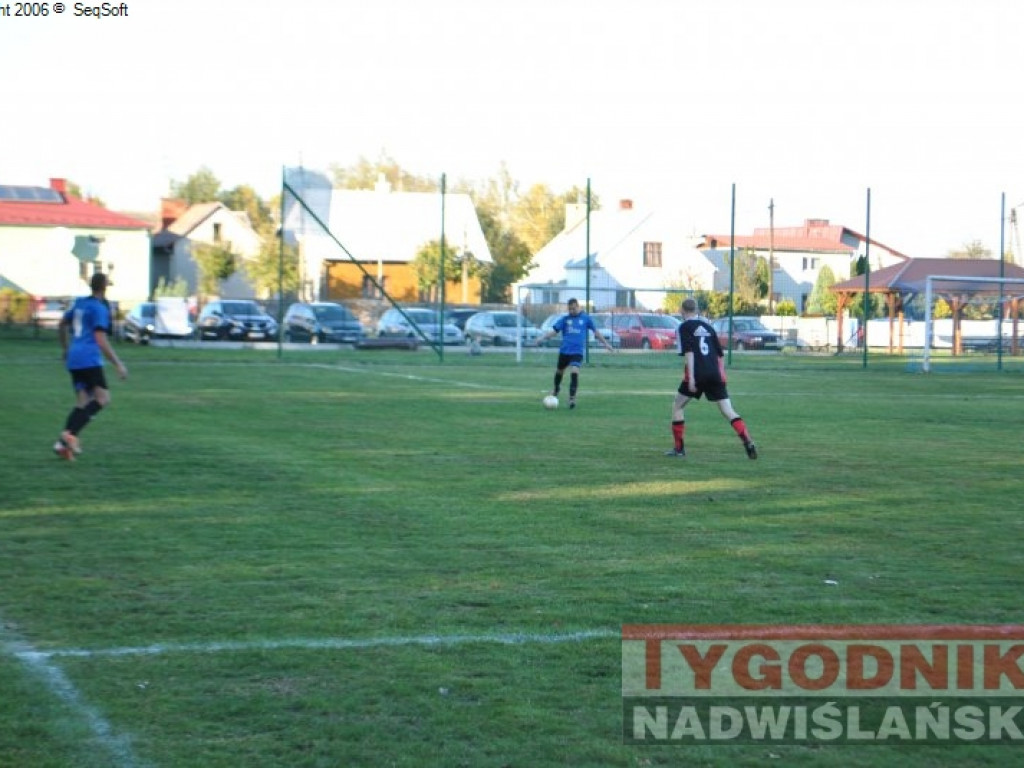 Liderzy (Zakrzów, Ocice, Knapy) bez strat. Regiofutbol - przegląd weekendu [Klasa B, gr. I Stalowa Wola] [zdjęcia]