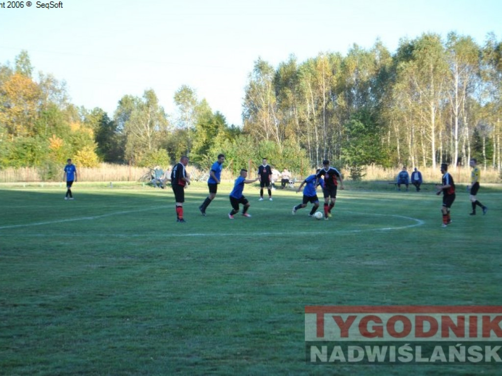 Liderzy (Zakrzów, Ocice, Knapy) bez strat. Regiofutbol - przegląd weekendu [Klasa B, gr. I Stalowa Wola] [zdjęcia]