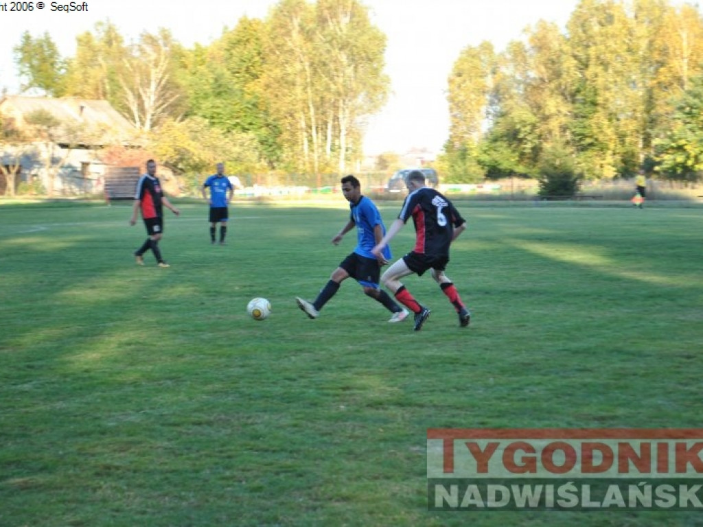 Liderzy (Zakrzów, Ocice, Knapy) bez strat. Regiofutbol - przegląd weekendu [Klasa B, gr. I Stalowa Wola] [zdjęcia]
