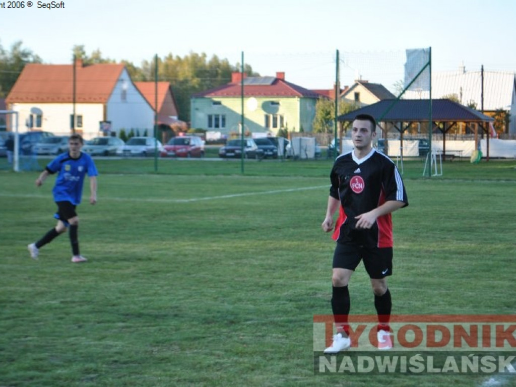 Liderzy (Zakrzów, Ocice, Knapy) bez strat. Regiofutbol - przegląd weekendu [Klasa B, gr. I Stalowa Wola] [zdjęcia]