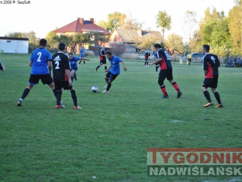 Liderzy (Zakrzów, Ocice, Knapy) bez strat. Regiofutbol - przegląd weekendu [Klasa B, gr. I Stalowa Wola] [zdjęcia]