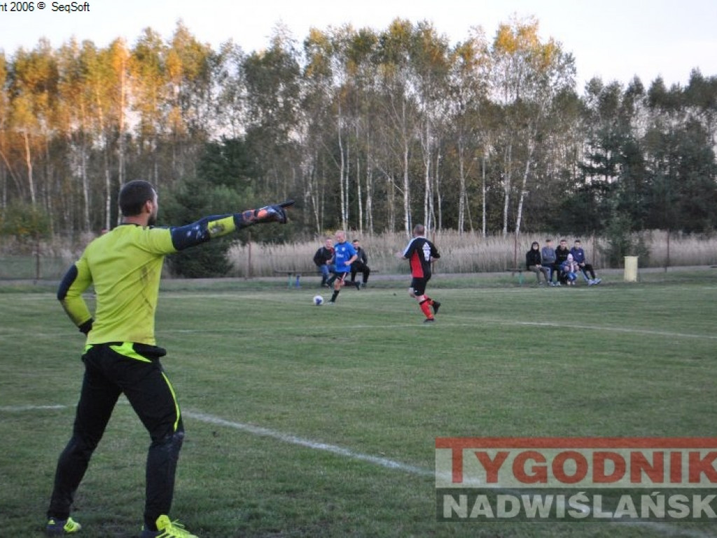 Liderzy (Zakrzów, Ocice, Knapy) bez strat. Regiofutbol - przegląd weekendu [Klasa B, gr. I Stalowa Wola] [zdjęcia]
