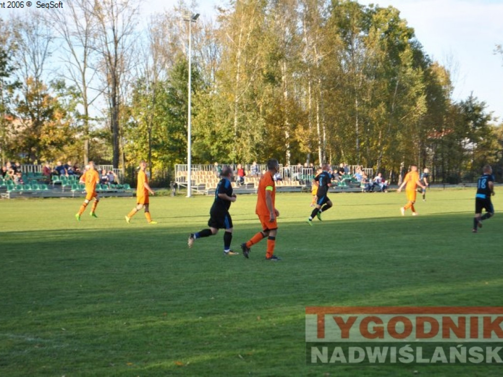 Beniaminek liderem. Regiofutbol - przegląd weekendu [Klasa A, gr. I Stalowa Wola] [zdjęcia]