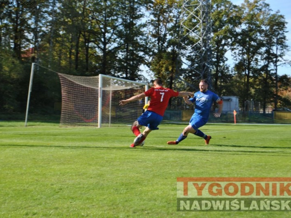 Stal w końcu zwycięska. Regiofutbol - przegląd weekendu [Klasa okręgowa Stalowa Wola] [zdjęcia]