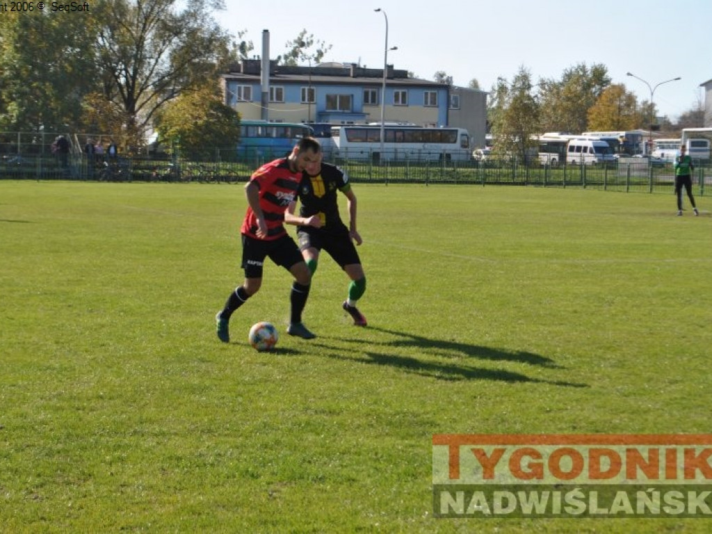 Stal w końcu zwycięska. Regiofutbol - przegląd weekendu [Klasa okręgowa Stalowa Wola] [zdjęcia]
