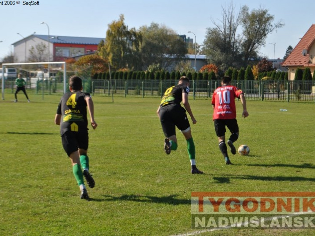 Stal w końcu zwycięska. Regiofutbol - przegląd weekendu [Klasa okręgowa Stalowa Wola] [zdjęcia]