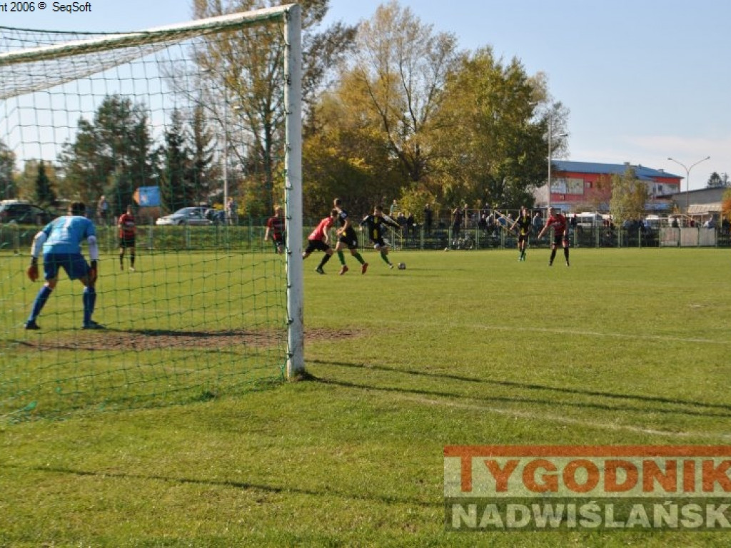 Stal w końcu zwycięska. Regiofutbol - przegląd weekendu [Klasa okręgowa Stalowa Wola] [zdjęcia]