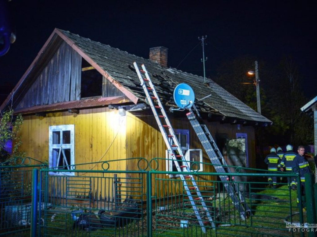 Pożar w Grębowie. Poparzony mężczyzna [zdjęcia]