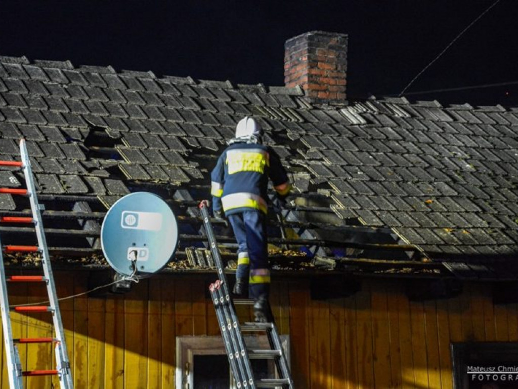 Pożar w Grębowie. Poparzony mężczyzna [zdjęcia]