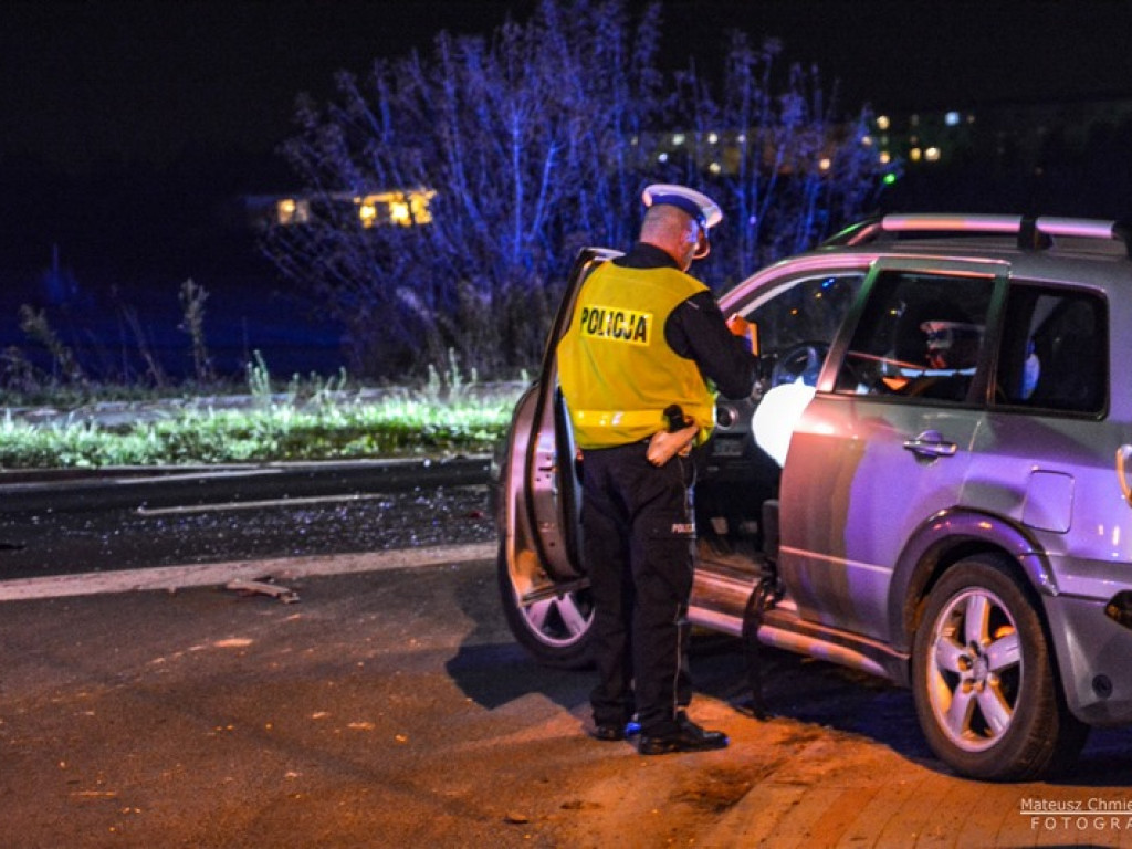 Śmiertelny wypadek pomiędzy Gorzycami i Zaleszanami. Droga krajowa nr 77 zablokowna [zdjęcia]