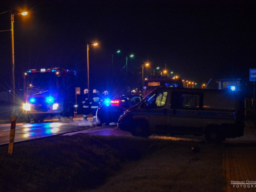 Śmiertelny wypadek pomiędzy Gorzycami i Zaleszanami. Droga krajowa nr 77 zablokowna [zdjęcia]