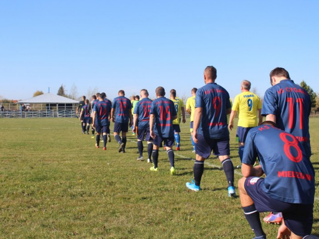 Knapy gubią punkty. Regiofutbol - przegląd weekendu [Klasa B, gr. I Stalowa Wola] [zdjęcia]