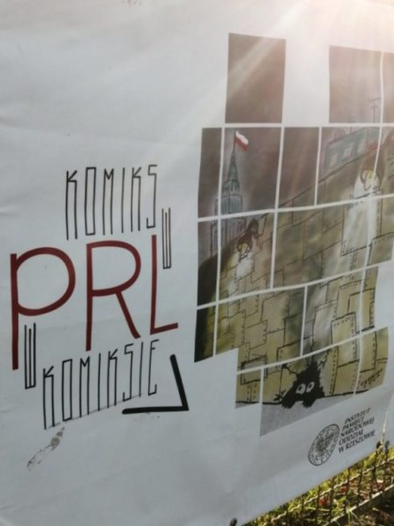 Niezwykła wystawa IPN w centrum wsi. Organizatorem Muzeum Opowieści