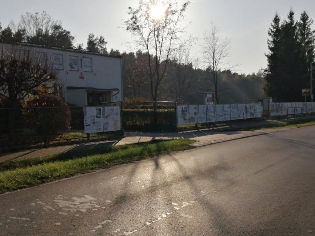 Niezwykła wystawa IPN w centrum wsi. Organizatorem Muzeum Opowieści