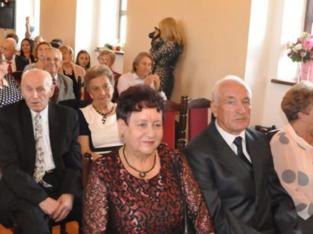 Przeżyli razem 50 lat. Medale dla prawie 40 małżeństw [zdjęcia]