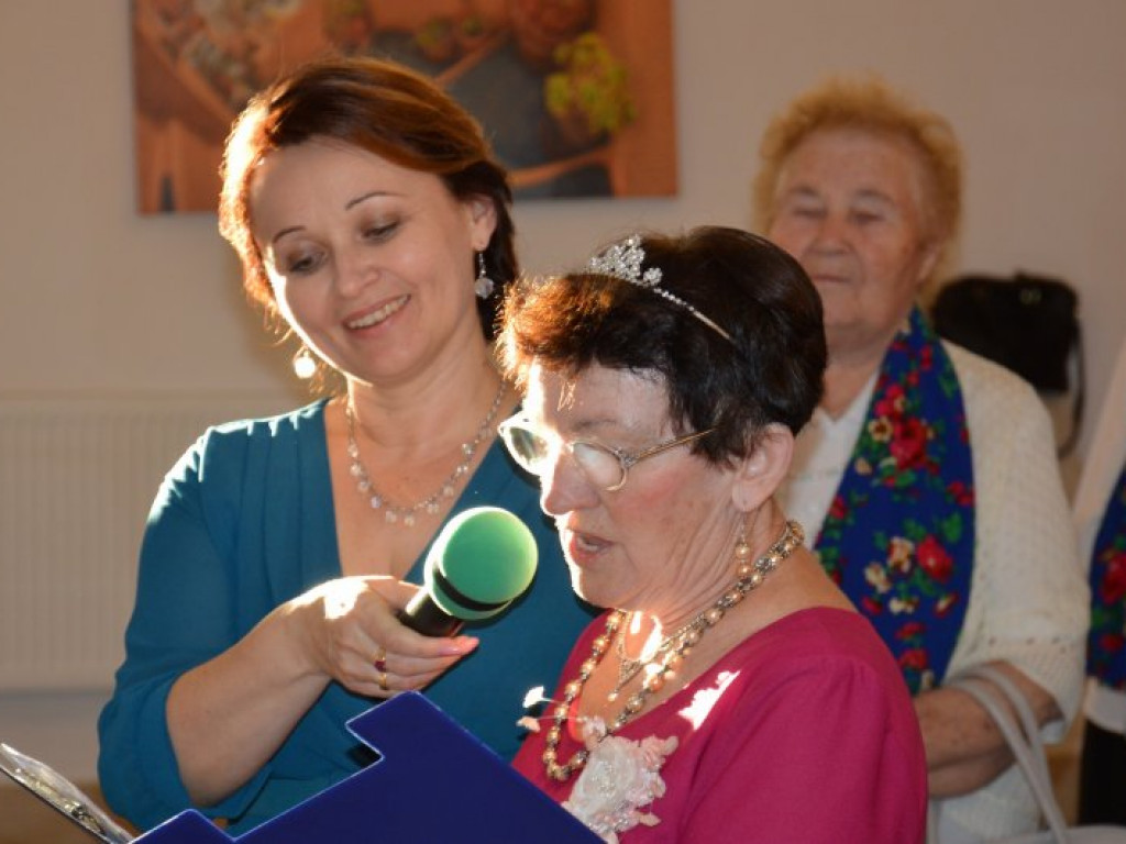 Pokaz mody senioralnej - takie atrakcje podczas Dnia Seniora w Bojanowie [zdjęcia]