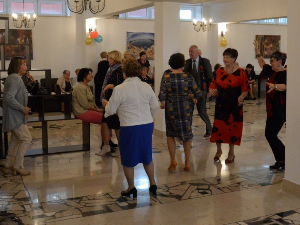 Pokaz mody senioralnej - takie atrakcje podczas Dnia Seniora w Bojanowie [zdjęcia]