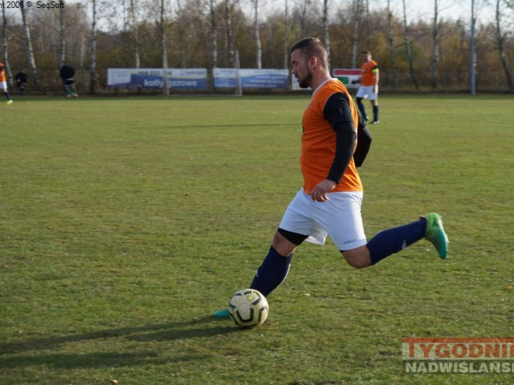 Piłkarska niedziela w gminie Baranów Sandomierski. Regiofutbol - przegląd weekendu [klasa A, gr. I Stalowa Wola]
