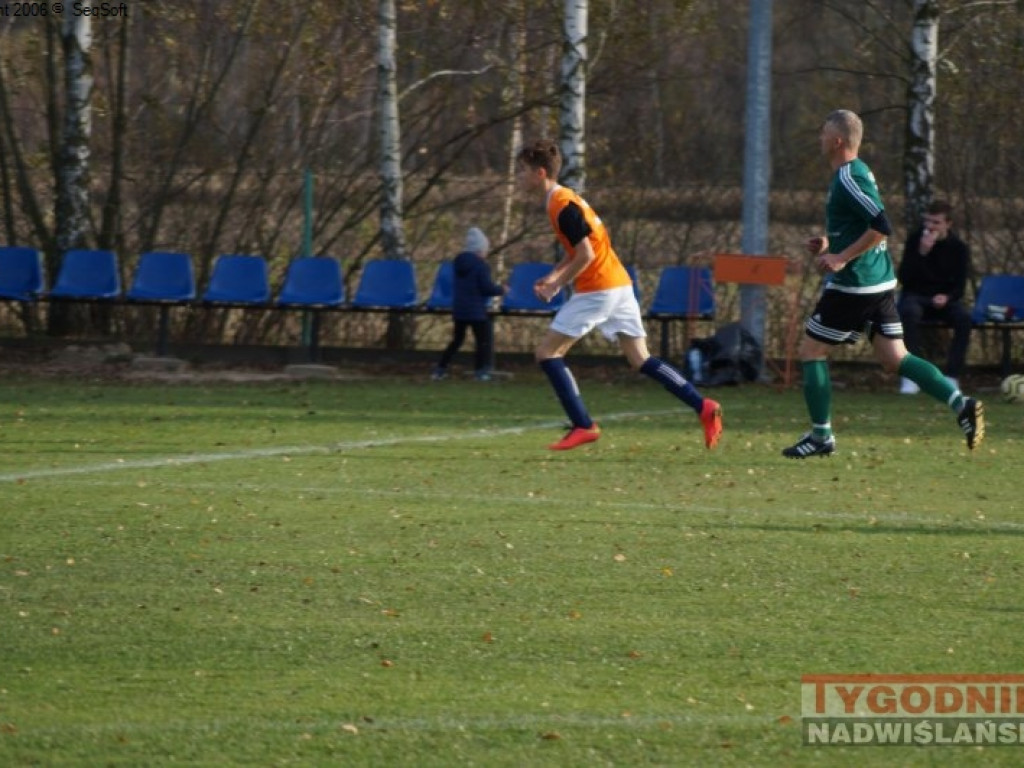 Piłkarska niedziela w gminie Baranów Sandomierski. Regiofutbol - przegląd weekendu [klasa A, gr. I Stalowa Wola]
