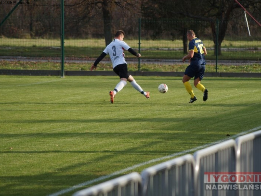 Piłkarska niedziela w gminie Baranów Sandomierski. Regiofutbol - przegląd weekendu [klasa A, gr. I Stalowa Wola]