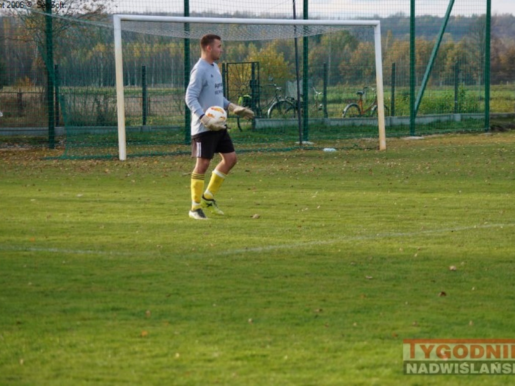 Piłkarska niedziela w gminie Baranów Sandomierski. Regiofutbol - przegląd weekendu [klasa A, gr. I Stalowa Wola]