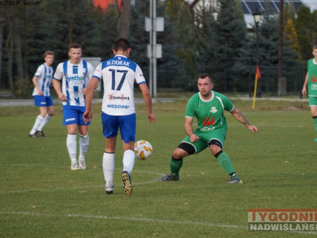 Piłkarska niedziela w gminie Baranów Sandomierski. Regiofutbol - przegląd weekendu [klasa A, gr. I Stalowa Wola]