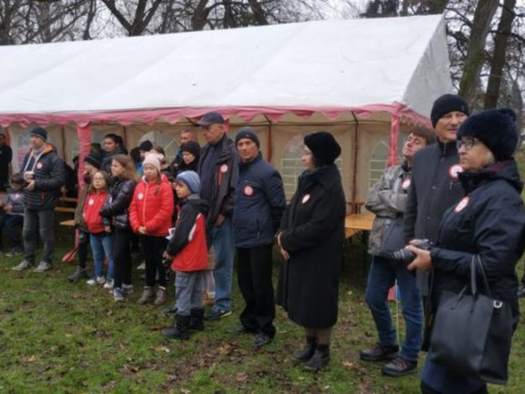 Zagrali w mobilną grę terenową w Skotnikach [zdjęcia] [wideo]