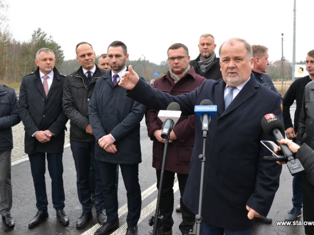 Rondo i droga powiatowa w Pysznicy gotowe. Uroczyste otwarcie i poświęcenie [zdjęcia]