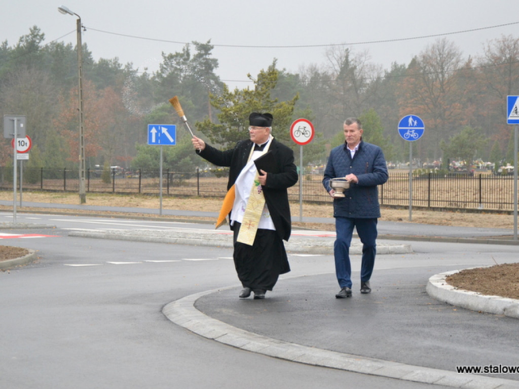 Rondo i droga powiatowa w Pysznicy gotowe. Uroczyste otwarcie i poświęcenie [zdjęcia]