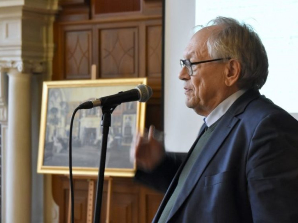 Konsultacje na temat rozwoju Województwa Podkarpackiego w Tarnobrzegu [zdjęcia]