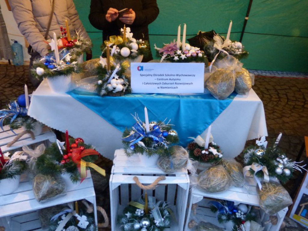 Opatowski kiermasz Bożonarodzeniowy [zdjęcia]