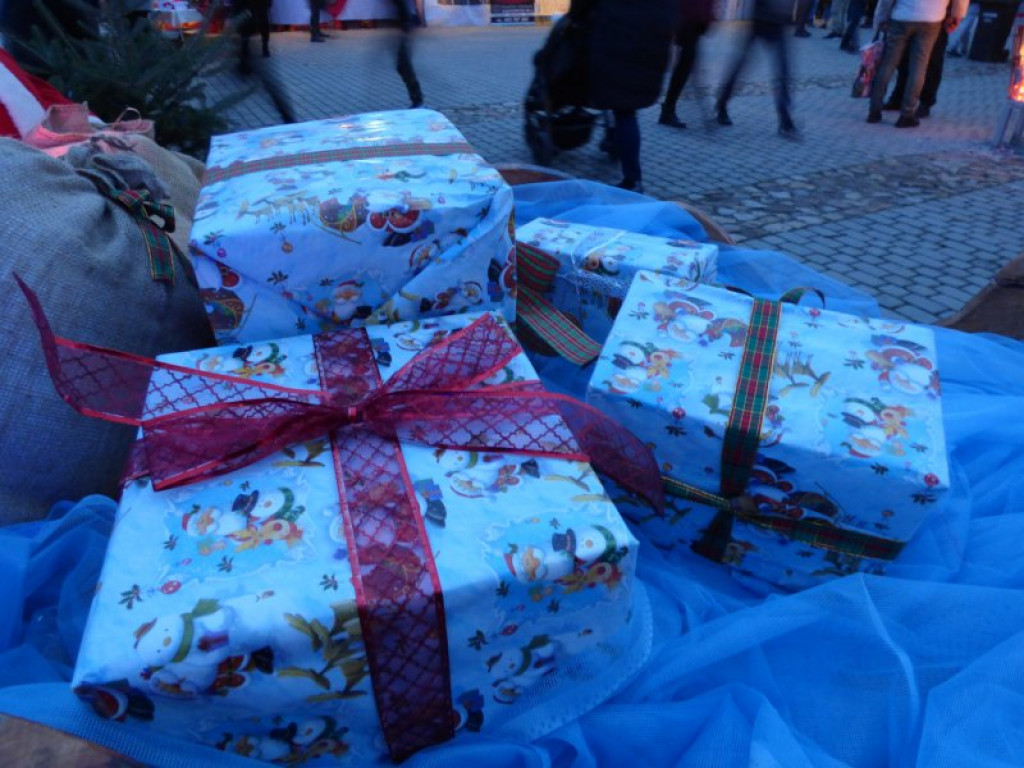 Opatowski kiermasz Bożonarodzeniowy [zdjęcia]