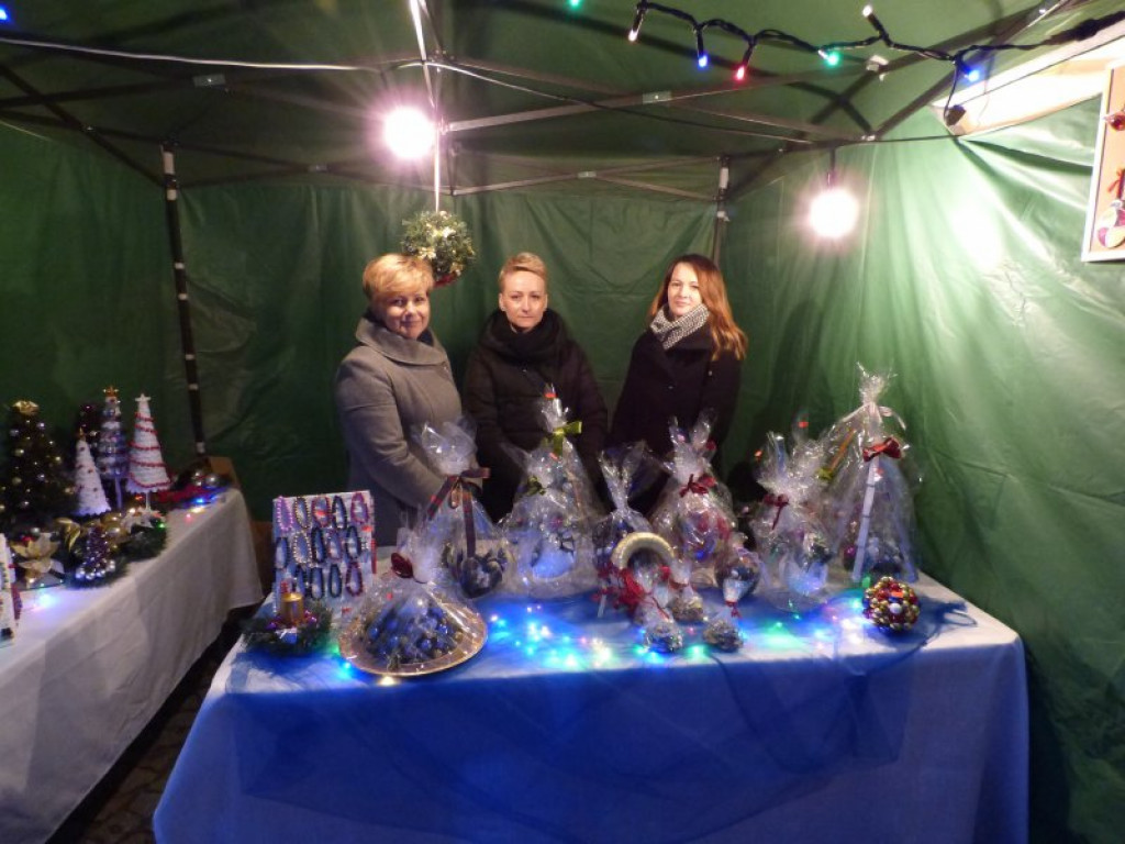 Opatowski kiermasz Bożonarodzeniowy [zdjęcia]