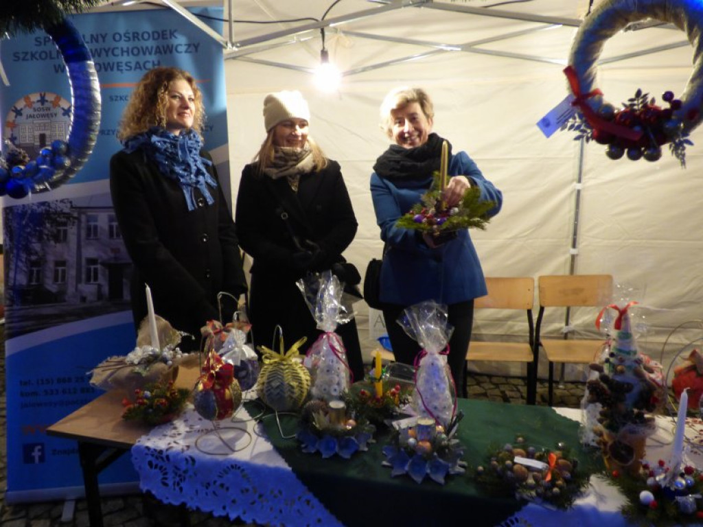 Opatowski kiermasz Bożonarodzeniowy [zdjęcia]