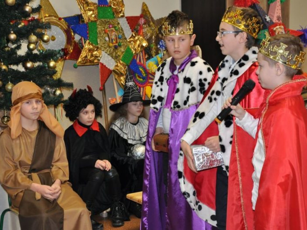 Orszak, jasełka i wspólne kolędowanie w Czyżowie Szlacheckim [zdjęcia]