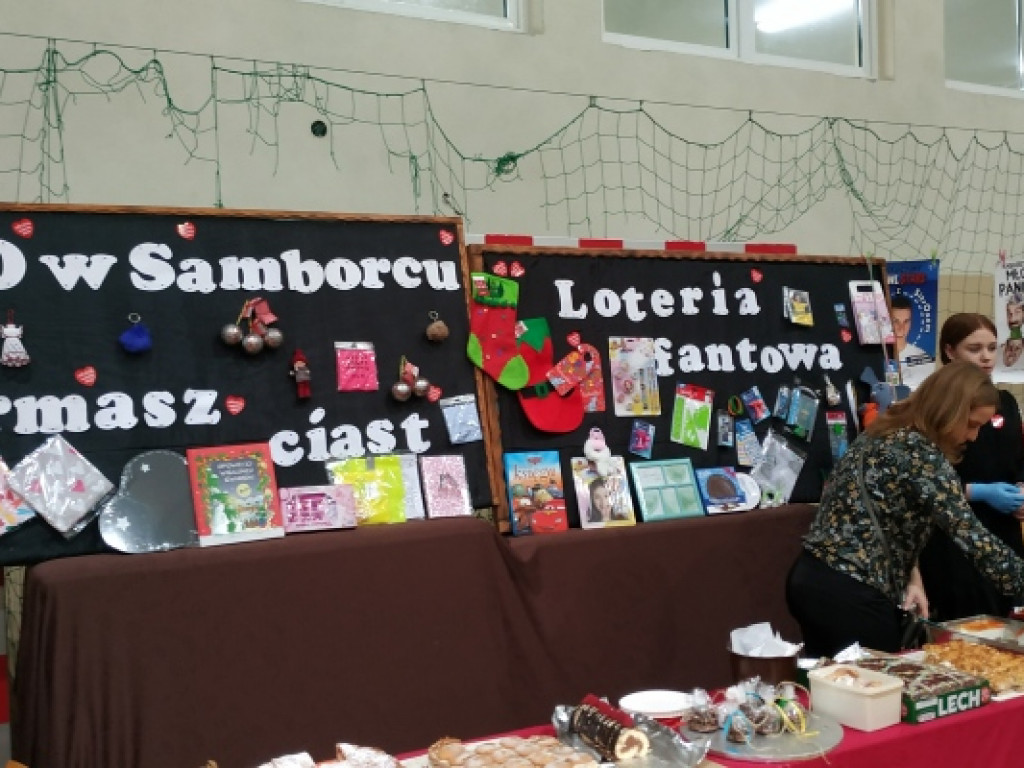 Wójt w sadzie za 1700 złotych - WOŚP Samborzec [ZDJĘCIA]