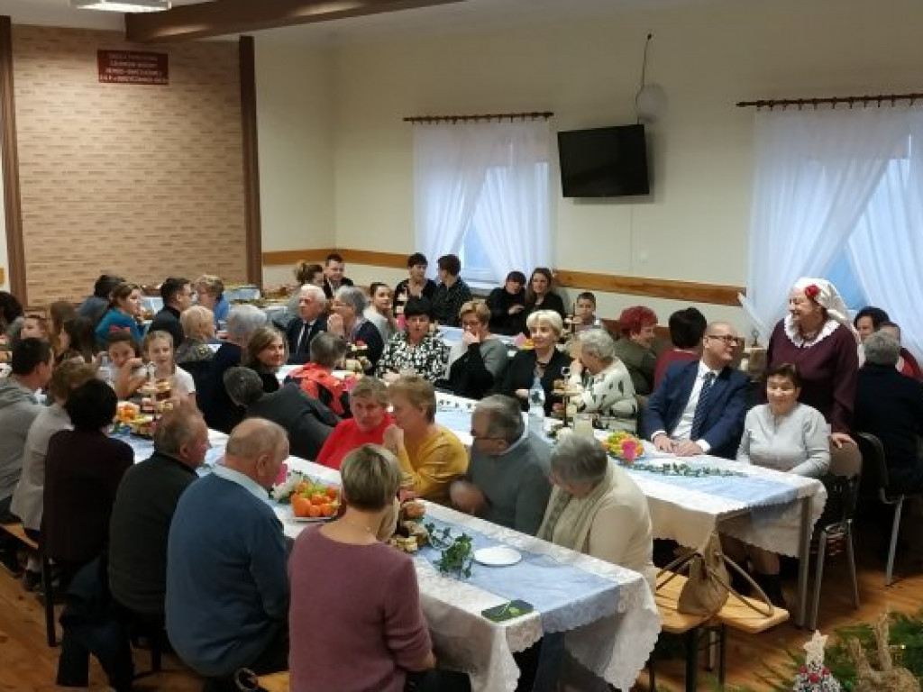 Noworoczny koncert kolęd i pastorałek w Gorzyczanach [zdjęcia]