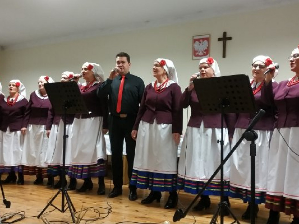 Noworoczny koncert kolęd i pastorałek w Gorzyczanach [zdjęcia]