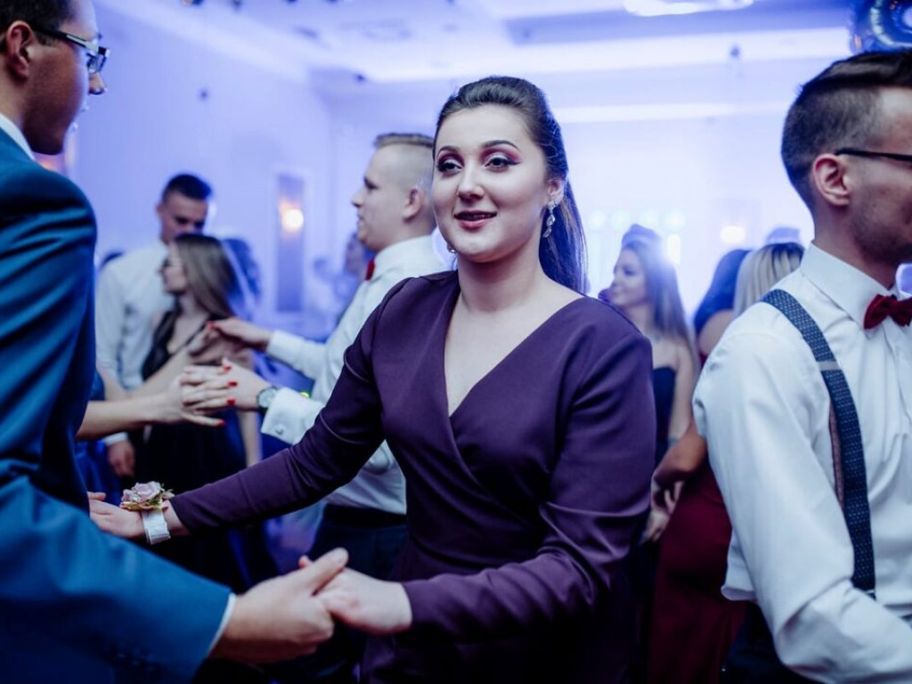 Niech żyje bal! Studniówka niżańskiej szkoły [zdjęcia]