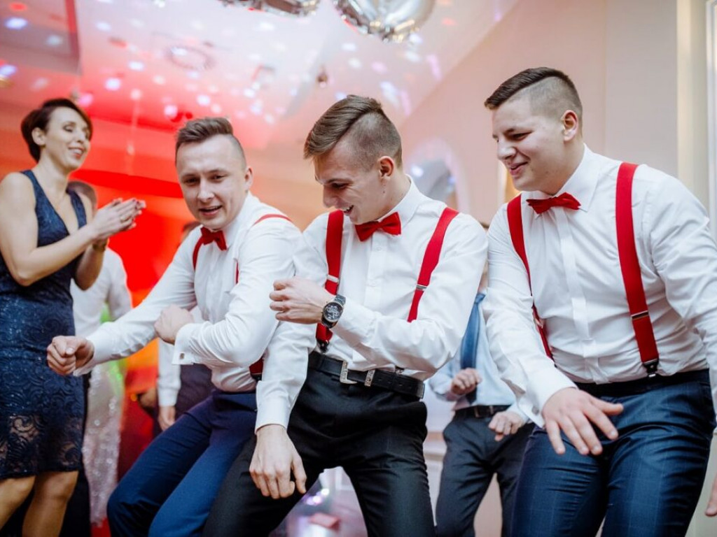 Niech żyje bal! Studniówka niżańskiej szkoły [zdjęcia]